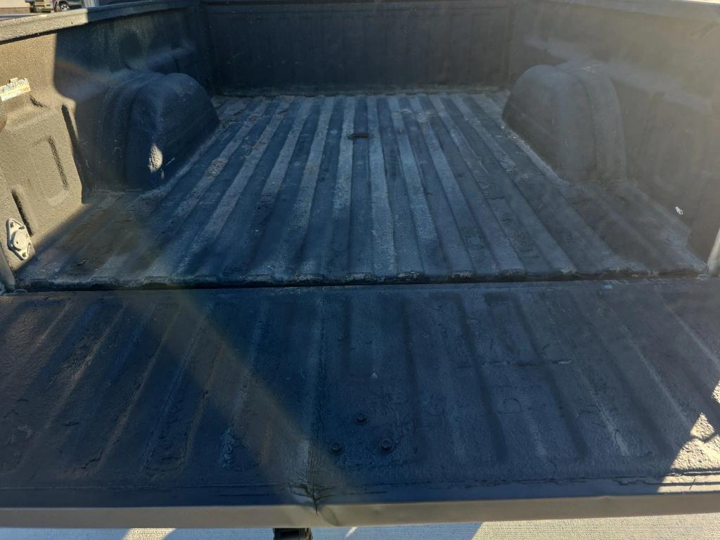 used 2001 Chevrolet Silverado 2500 car, priced at $9,500