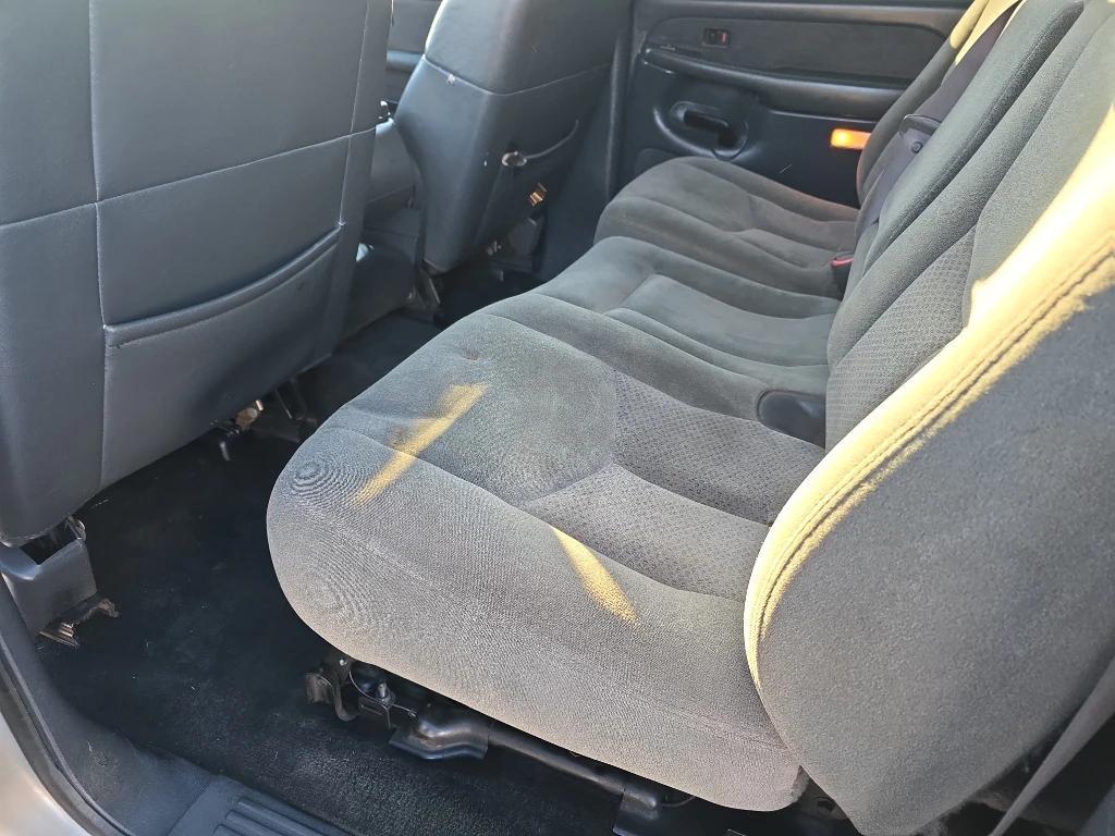 used 2001 Chevrolet Silverado 2500 car, priced at $9,500