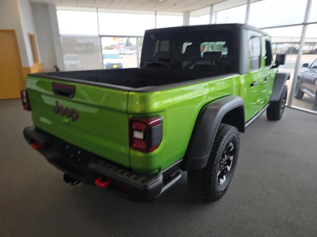 new 2025 Jeep Gladiator car, priced at $59,395