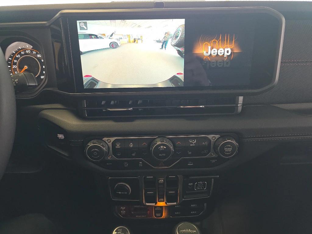 new 2025 Jeep Gladiator car, priced at $59,395