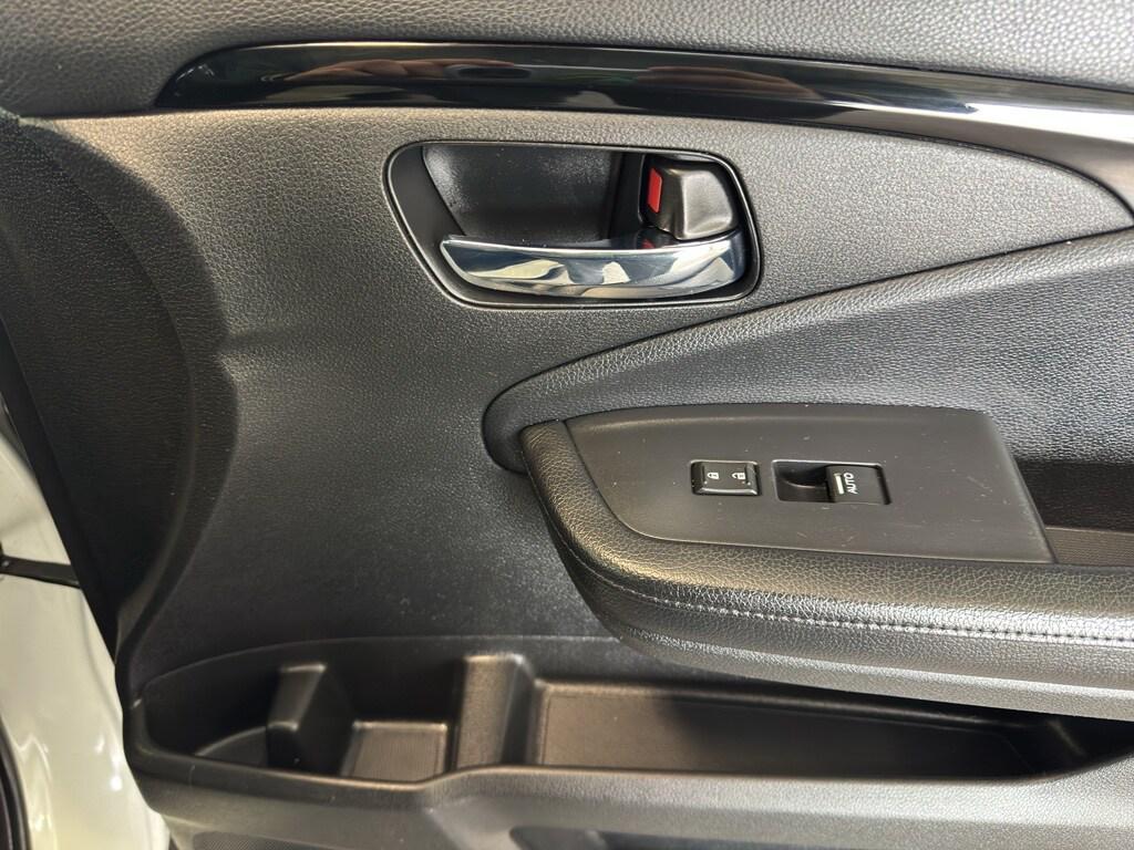 used 2017 Honda Pilot car, priced at $23,995