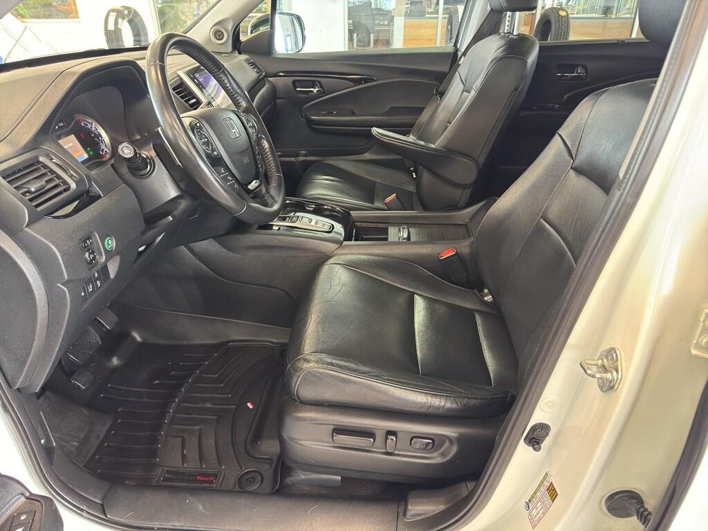 used 2017 Honda Pilot car, priced at $23,995