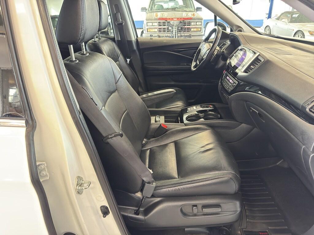 used 2017 Honda Pilot car, priced at $23,995