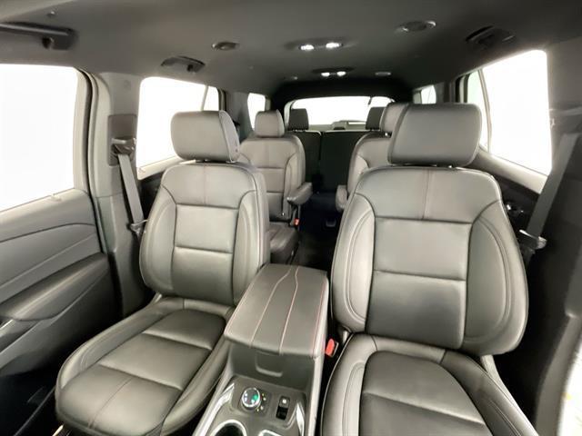 used 2023 Chevrolet Traverse car, priced at $34,998