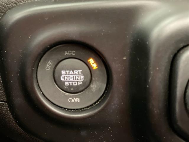 used 2022 Jeep Wrangler Unlimited car, priced at $27,998