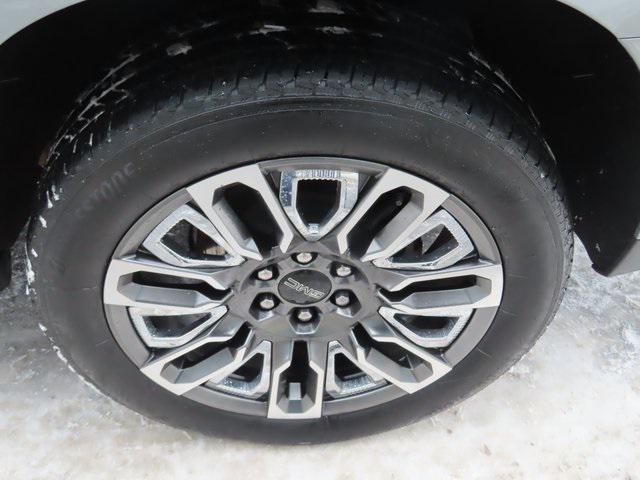 used 2023 GMC Yukon car, priced at $66,989