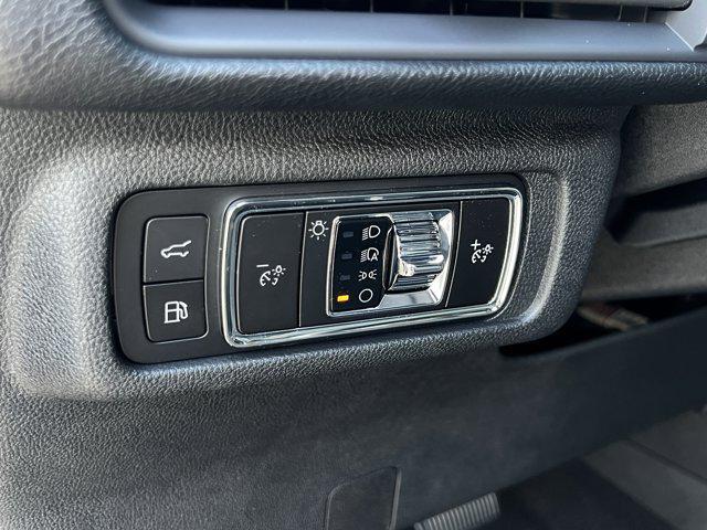 new 2025 Lincoln Corsair car, priced at $53,683