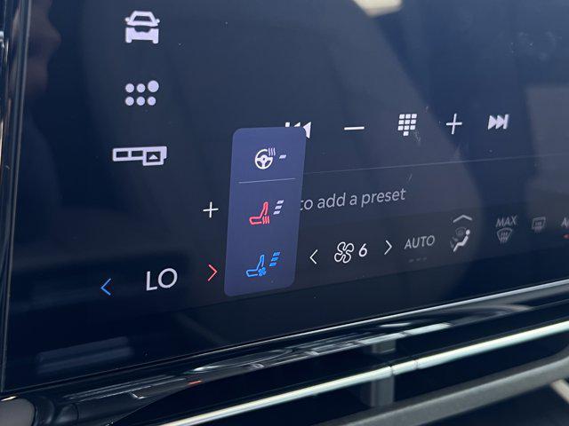 new 2025 Lincoln Nautilus car, priced at $62,106