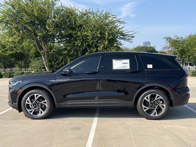 new 2025 Lincoln Nautilus car, priced at $62,106