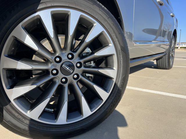 used 2021 Lincoln Navigator car, priced at $39,799