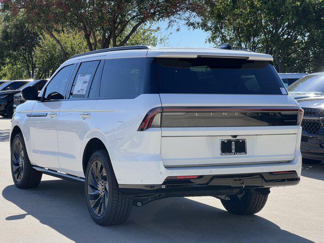 new 2025 Lincoln Navigator car, priced at $103,344
