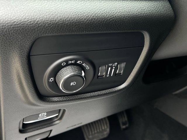 used 2023 Jeep Grand Cherokee car, priced at $39,608