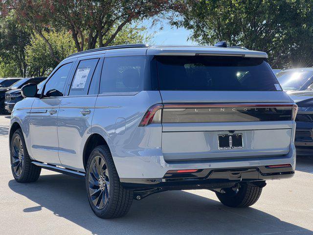 new 2025 Lincoln Navigator car, priced at $100,759