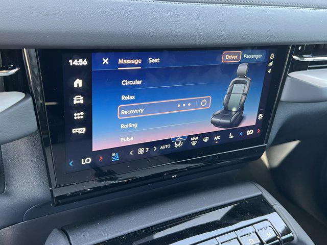 new 2025 Lincoln Navigator car, priced at $106,848