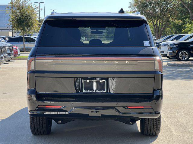 new 2025 Lincoln Navigator car, priced at $106,848