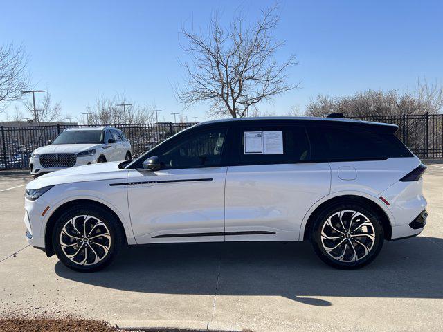 used 2025 Lincoln Nautilus car, priced at $54,499