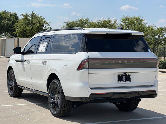 new 2025 Lincoln Navigator car, priced at $106,154