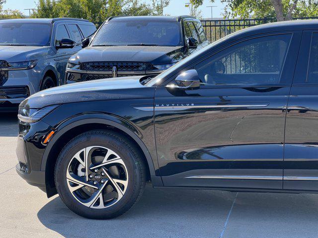 new 2025 Lincoln Nautilus car, priced at $62,106