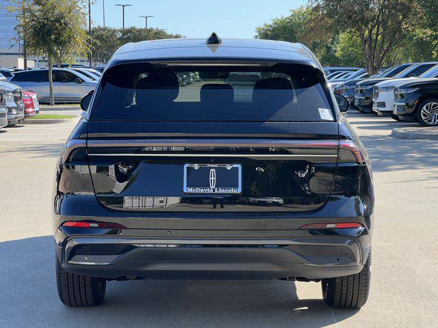 new 2025 Lincoln Nautilus car, priced at $62,106
