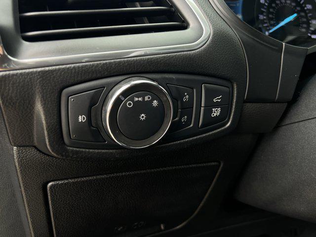 used 2022 Ford Edge car, priced at $19,999