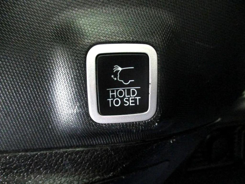 used 2022 Jeep Grand Cherokee car, priced at $29,983