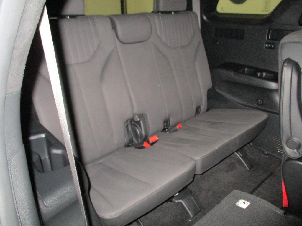 used 2024 Hyundai Palisade car, priced at $42,939