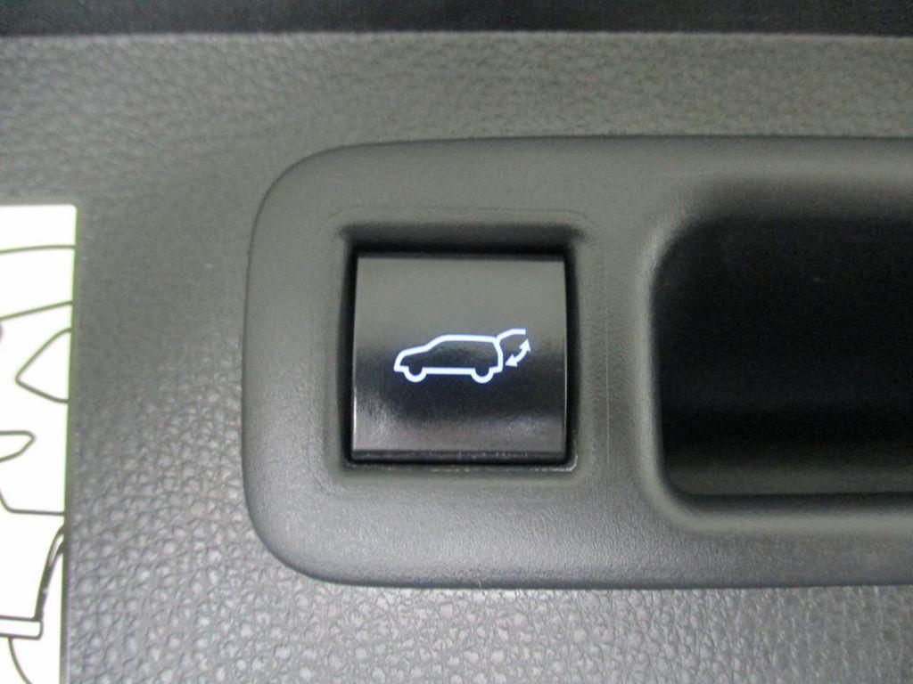 used 2022 Toyota Highlander car, priced at $34,950