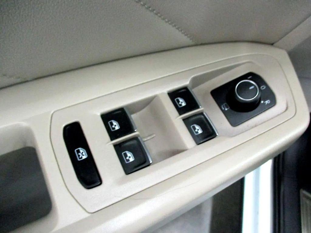 used 2021 Volkswagen Atlas car, priced at $30,500