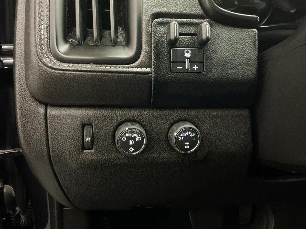 used 2021 GMC Canyon car, priced at $32,950