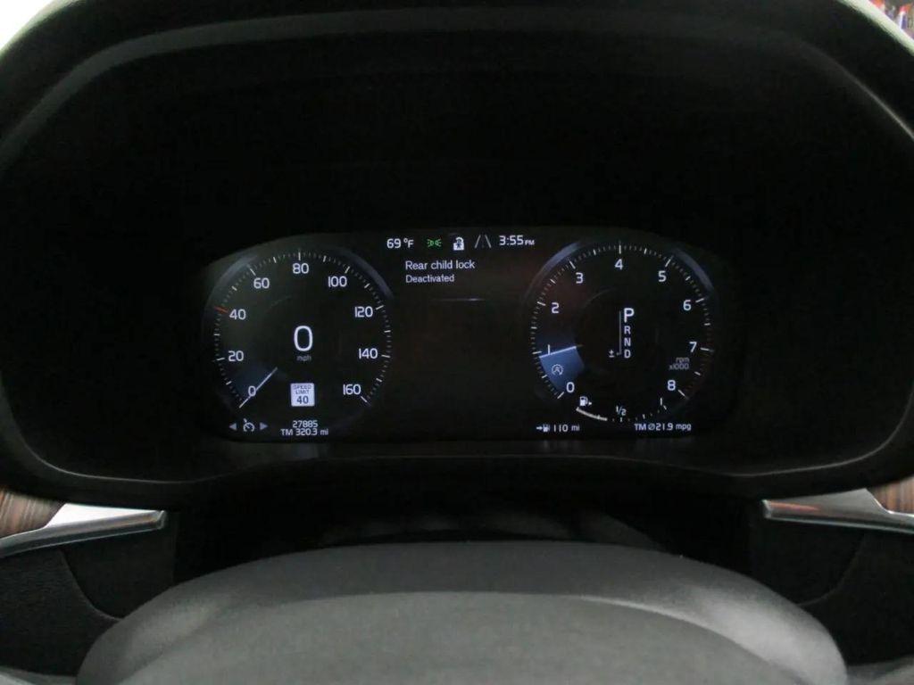 used 2021 Volvo XC60 car, priced at $27,500