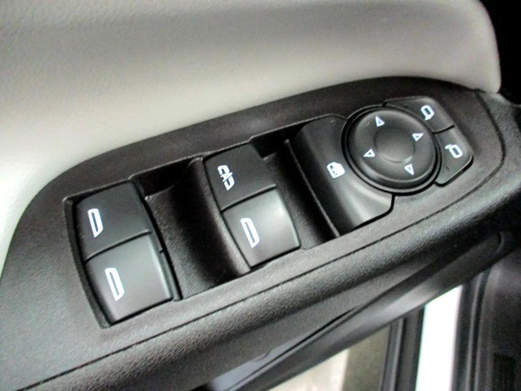 used 2021 Chevrolet Equinox car, priced at $19,560