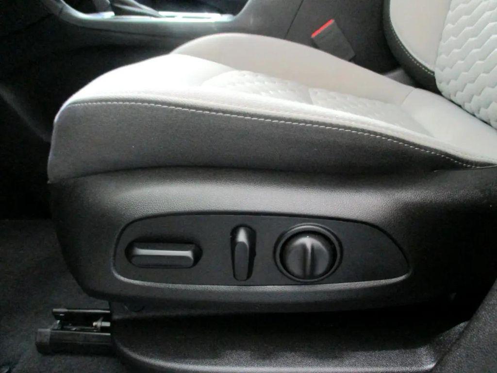 used 2021 Chevrolet Equinox car, priced at $19,560