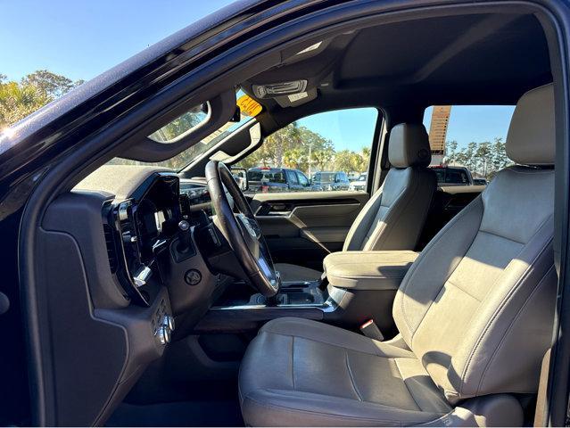 used 2023 GMC Sierra 1500 car, priced at $44,700