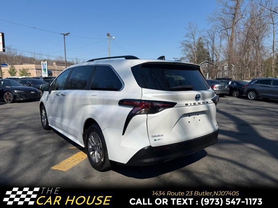 used 2025 Toyota Sienna car, priced at $41,995