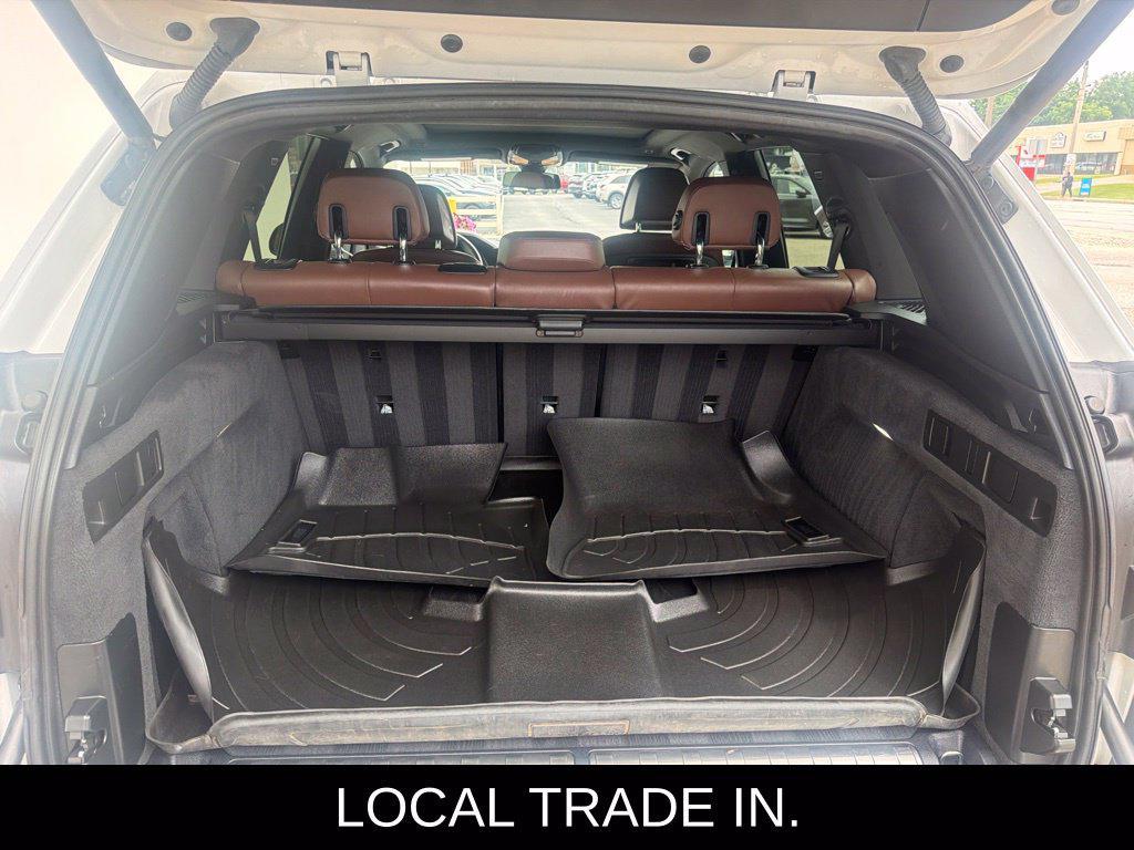 BMW X5 view 9