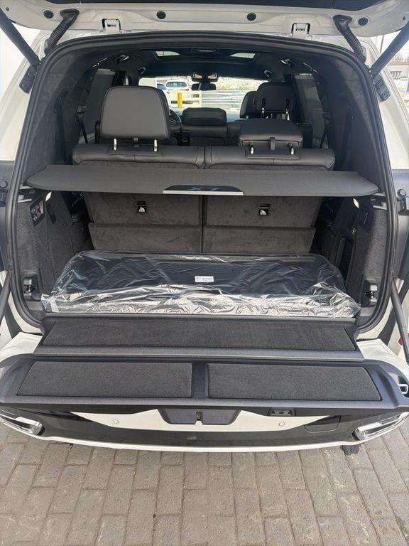 new 2026 BMW X7 car, priced at $94,785