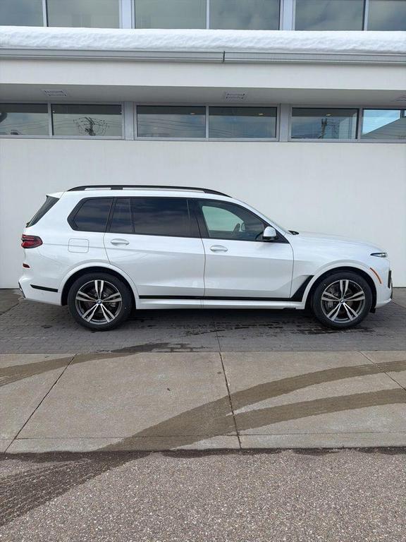 new 2026 BMW X7 car, priced at $94,785