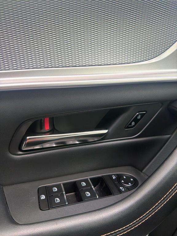 used 2025 Mazda CX-90 car, priced at $39,620