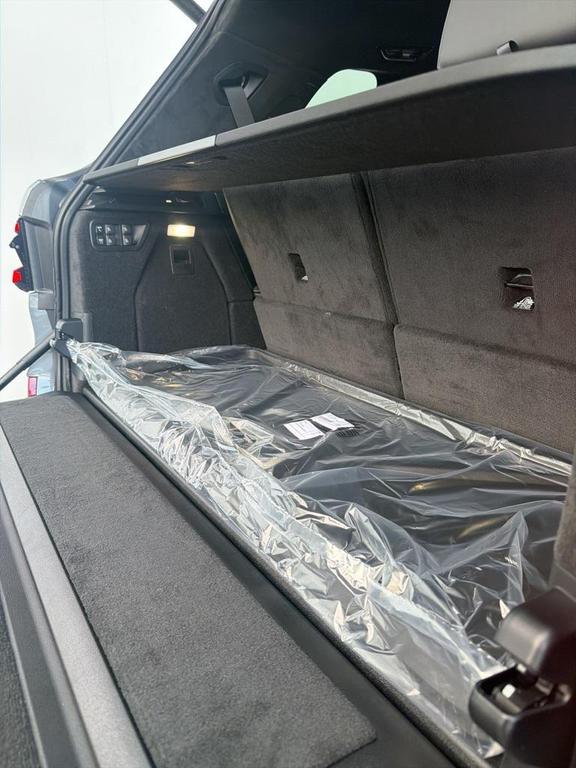 new 2026 BMW X7 car, priced at $119,755