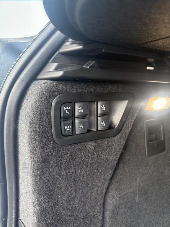 new 2026 BMW X7 car, priced at $119,755