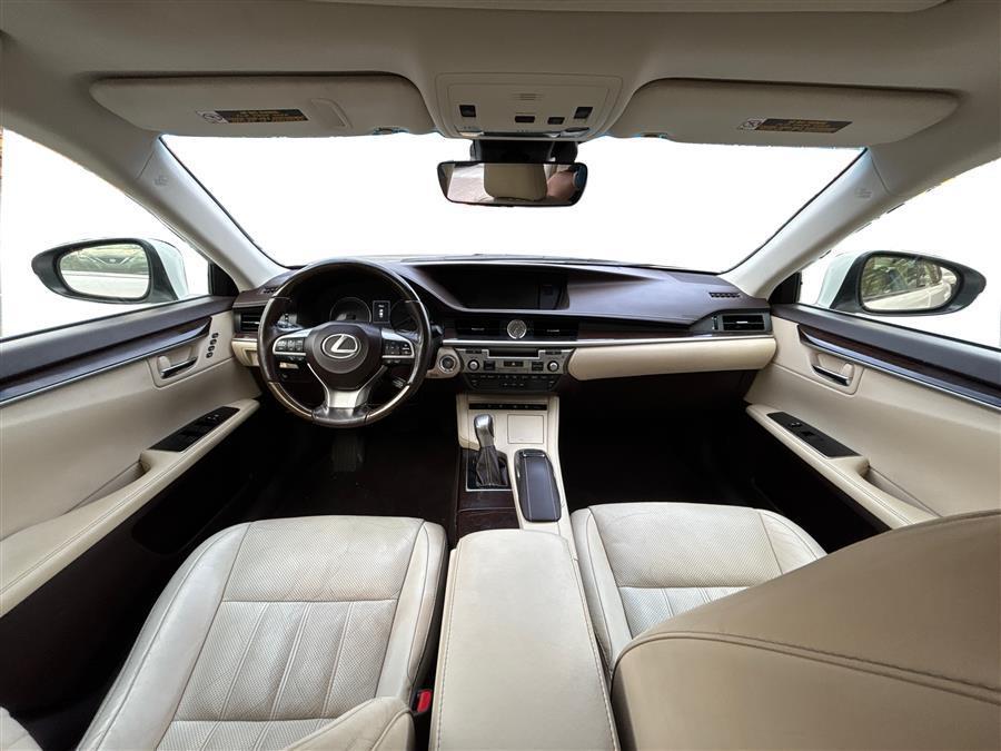 used 2016 Lexus ES 350 car, priced at $19,995