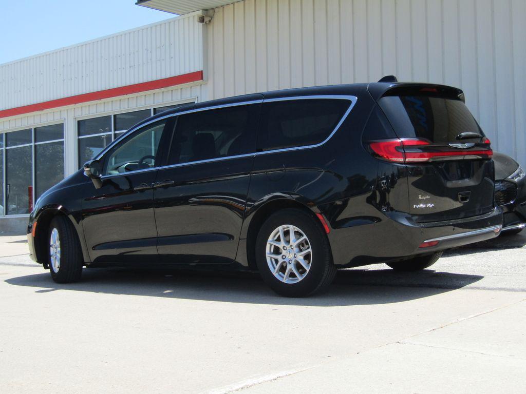used 2023 Chrysler Pacifica car, priced at $25,000