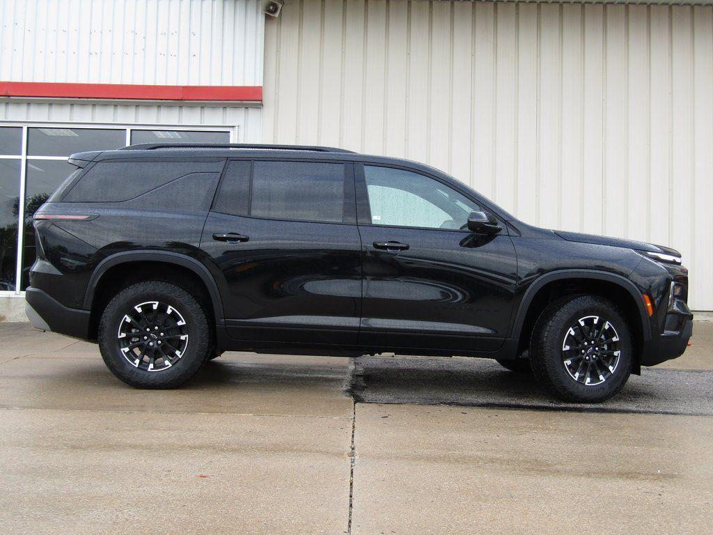 new 2026 Chevrolet Traverse car, priced at $57,005