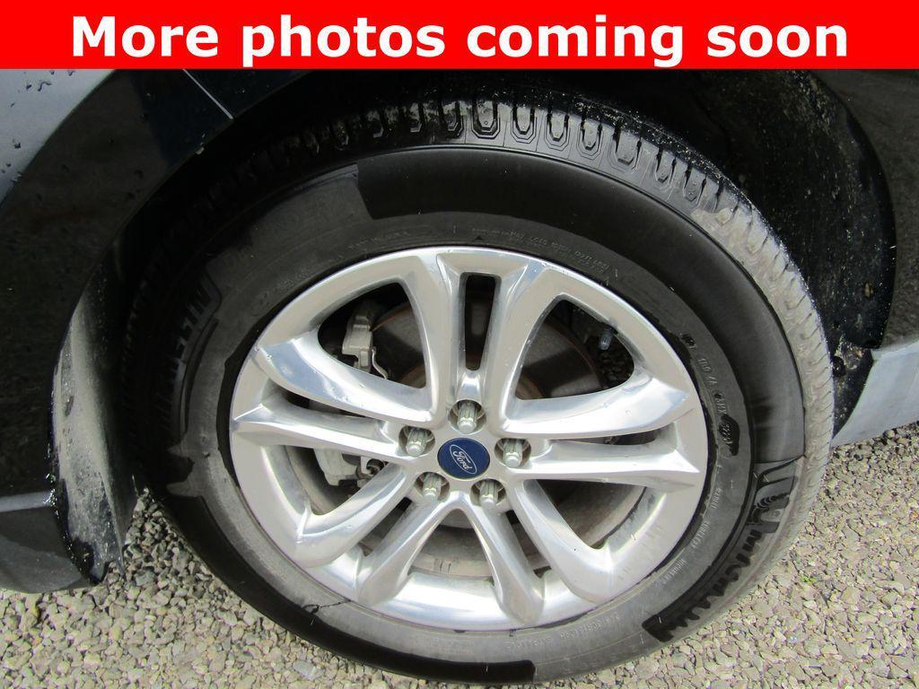used 2016 Ford Edge car