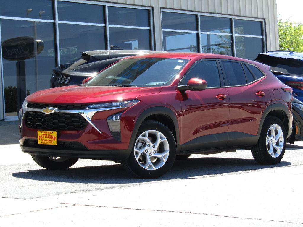 used 2024 Chevrolet Trax car, priced at $21,000