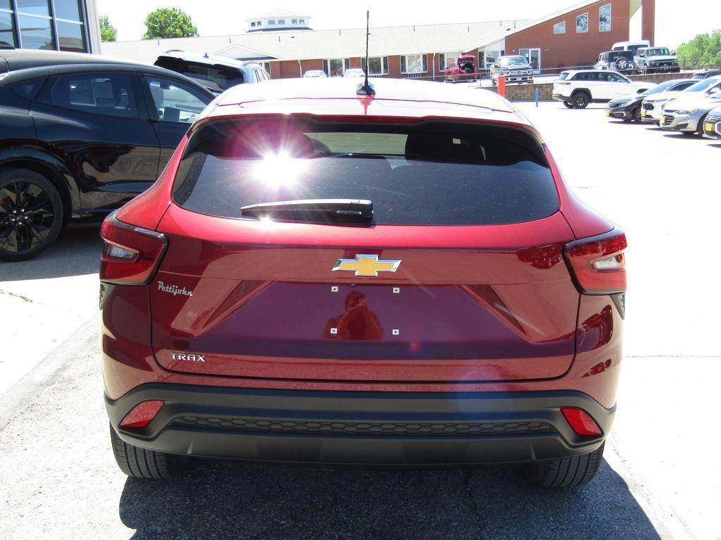 used 2024 Chevrolet Trax car, priced at $21,000