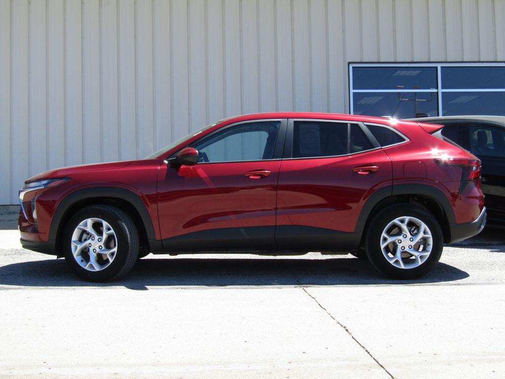 used 2024 Chevrolet Trax car, priced at $21,000