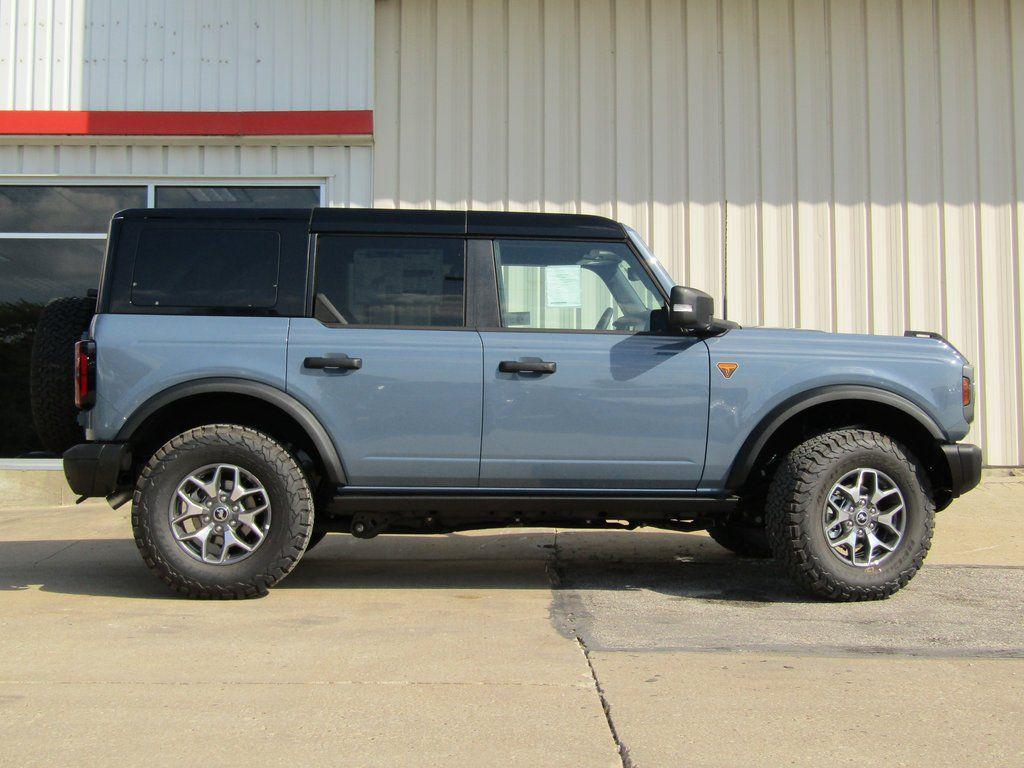 new 2025 Ford Bronco car, priced at $58,655