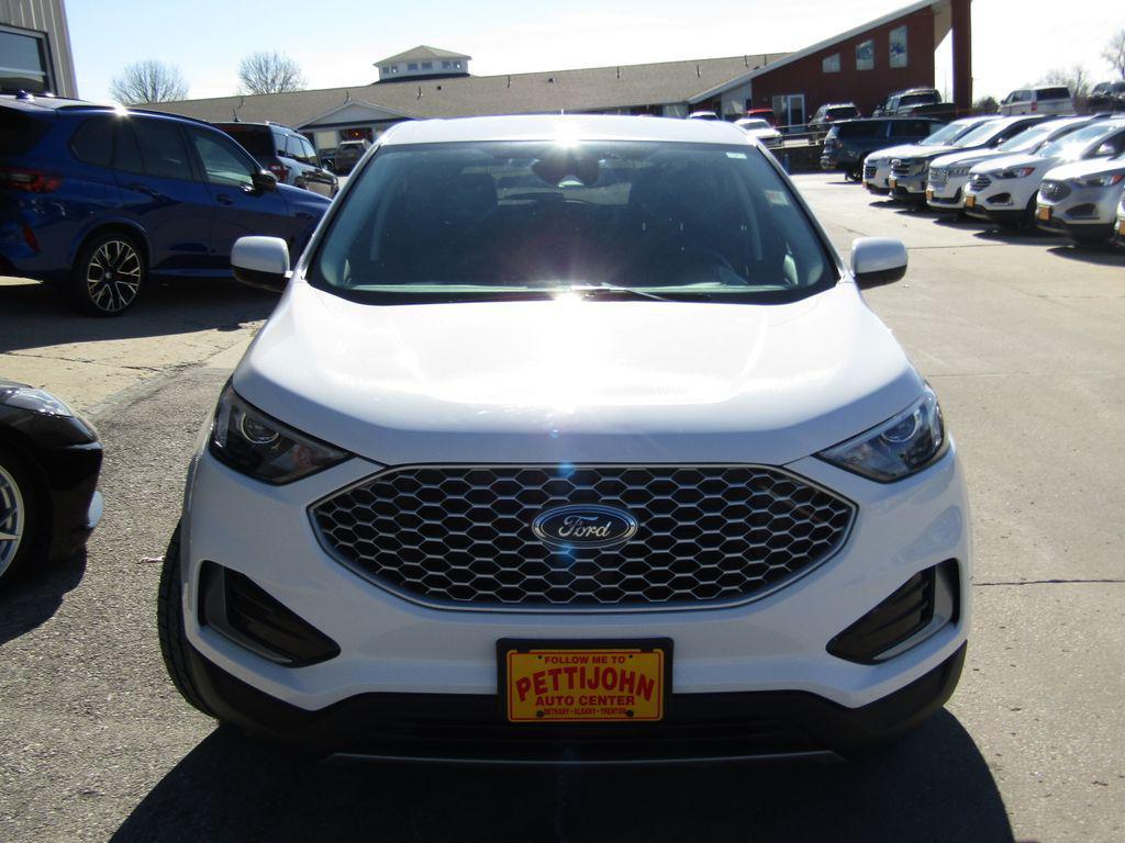 used 2024 Ford Edge car, priced at $22,750