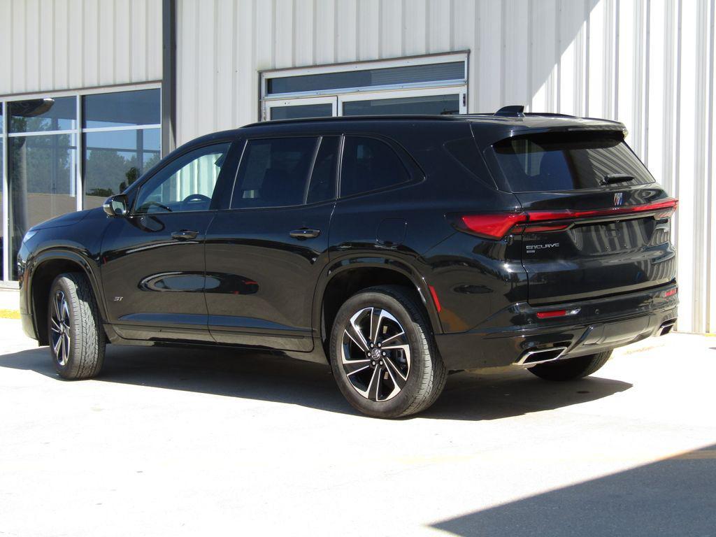 used 2025 Buick Enclave car, priced at $42,000